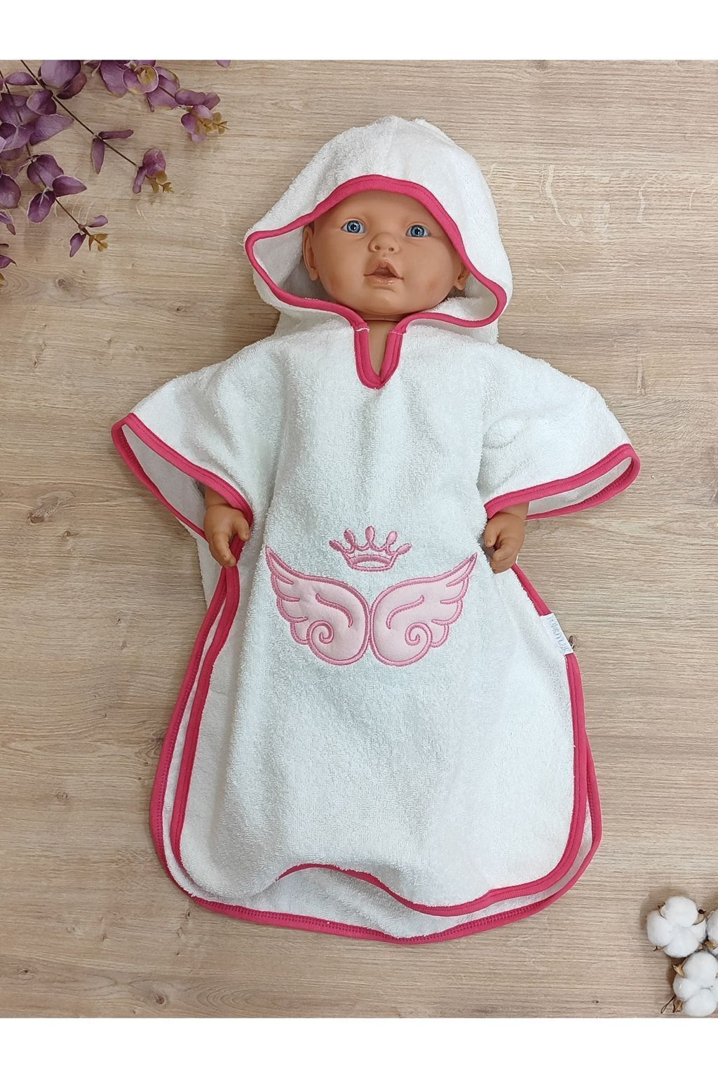 PAREO BEBEK HAVLU BEBEK BORNOZ YUMUŞACIK SU EMİCİ PAMUKLU NAKIŞ DESENLİ