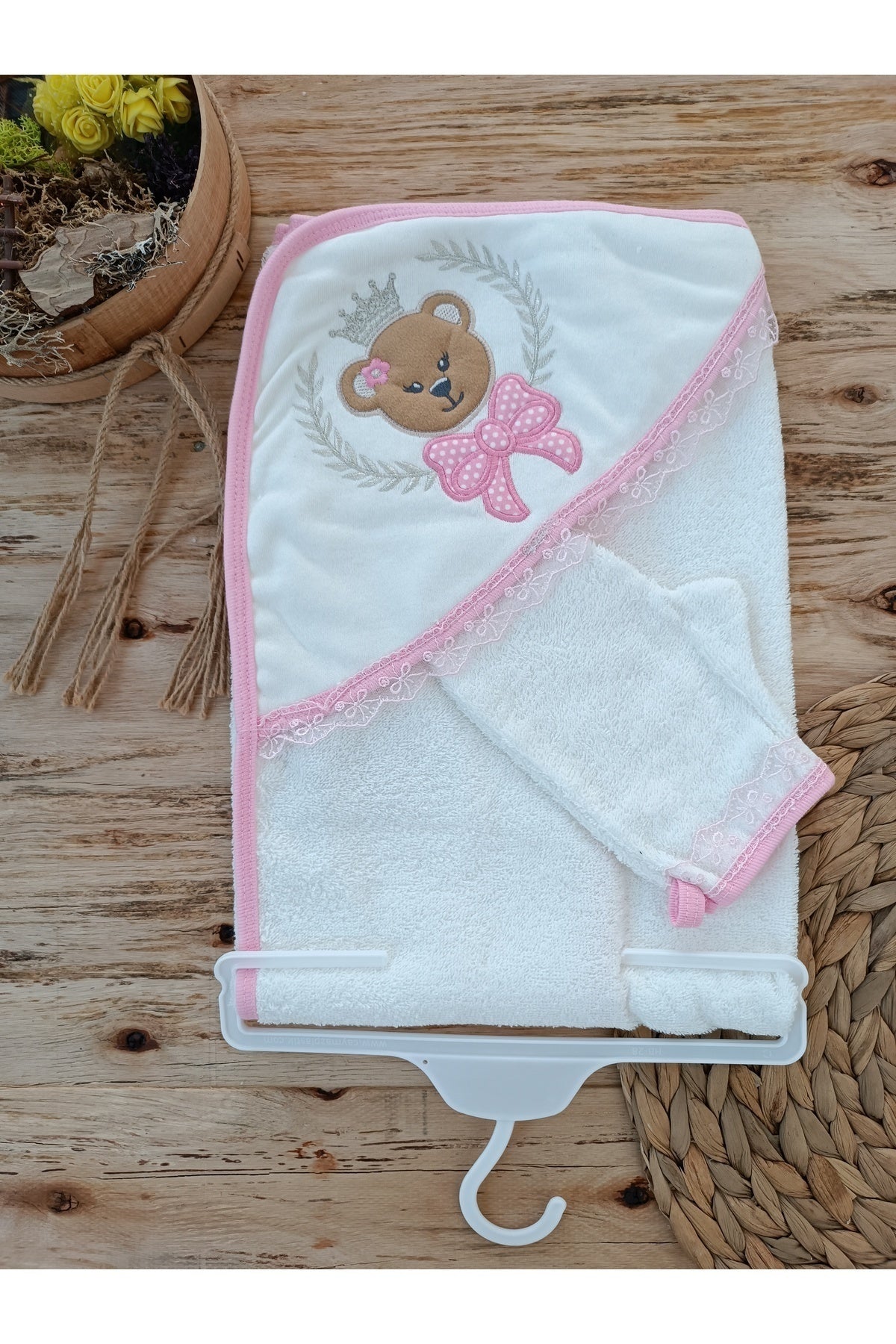 %100 Pamuklu & Başlıklı Kız Bebek Banyo Havlusu - Ayıcık Nakışlı & Yumuşak Bebek Havlusu