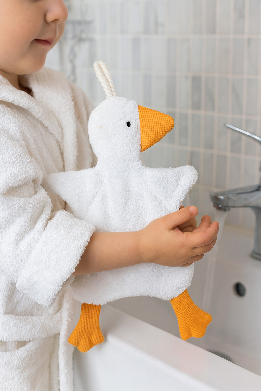 Sevimli Ördek Bebek & Çoçuk Havlu Banyo El Yüz Havlusu - Temizlik Kuruluma Bezi / Uyku Arkadaşı