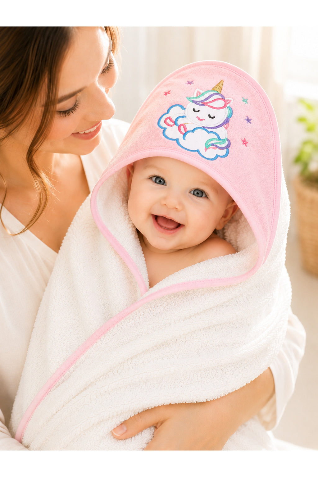 %100 Pamuklu Başlıklı & Unicorn Nakışlı Kız Bebek Banyo Havlusu- Yumuşak & Su Emici Havlu