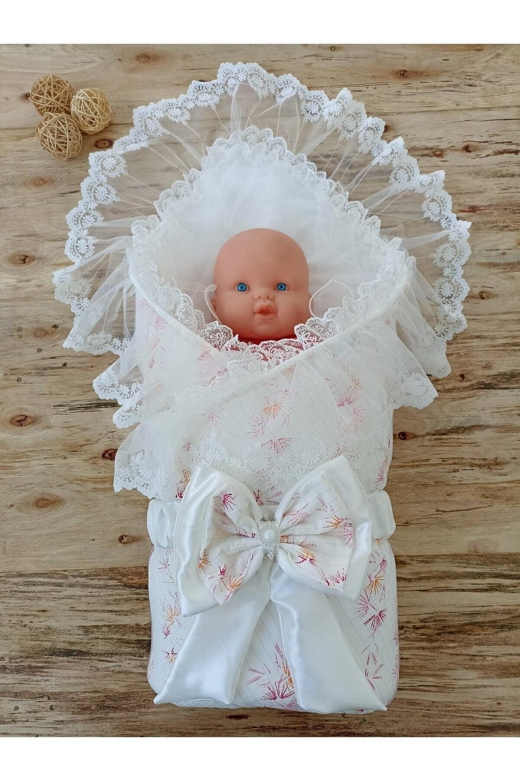 Delüks Dantelli Bebek Kundağı – Unisex Yenidoğan Dış Kundak Battaniyesi, Hastane Çıkışı