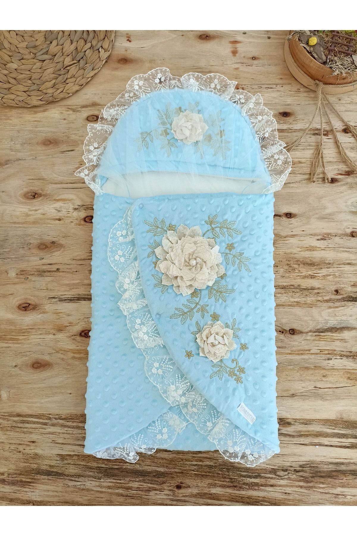 Dantelli & Duvaklı Mavi %100 Pamuk Yenidoğan Unisex Bebek Kundağı - Battaniyesi Mevlütlük