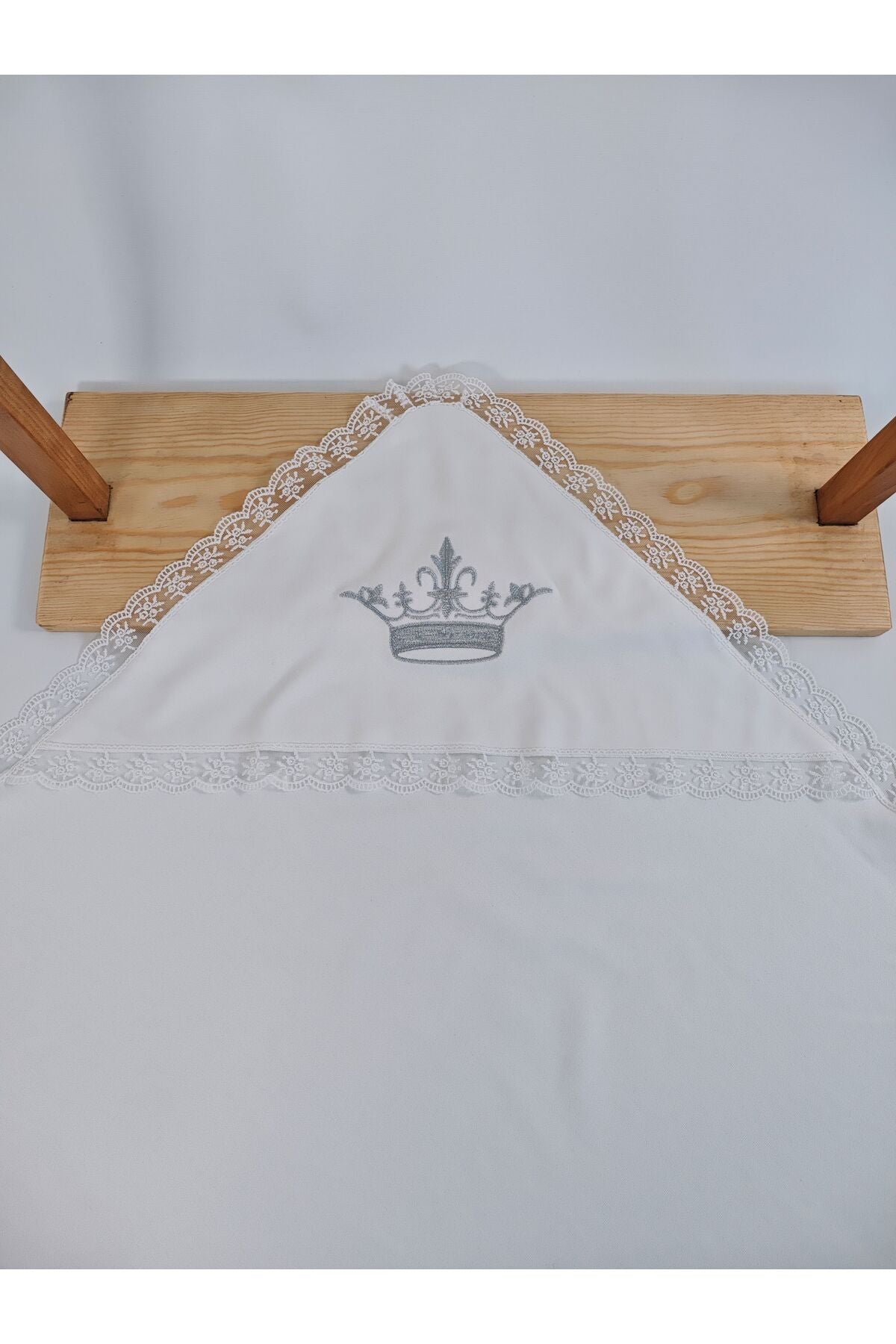 Ekru %100 Pamuklu Erkek Bebek Battaniyesi Nakışlı Dantelli Puset Örtüsü Hediyelik Yenidoğan 85x85cm