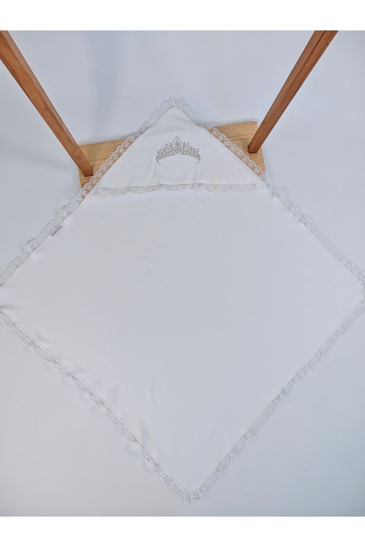 Ekru %100 Pamuklu Kız Bebek Battaniyesi Nakışlı Dantelli Puset Örtüsü Hediyelik Yenidoğan 90x90cm