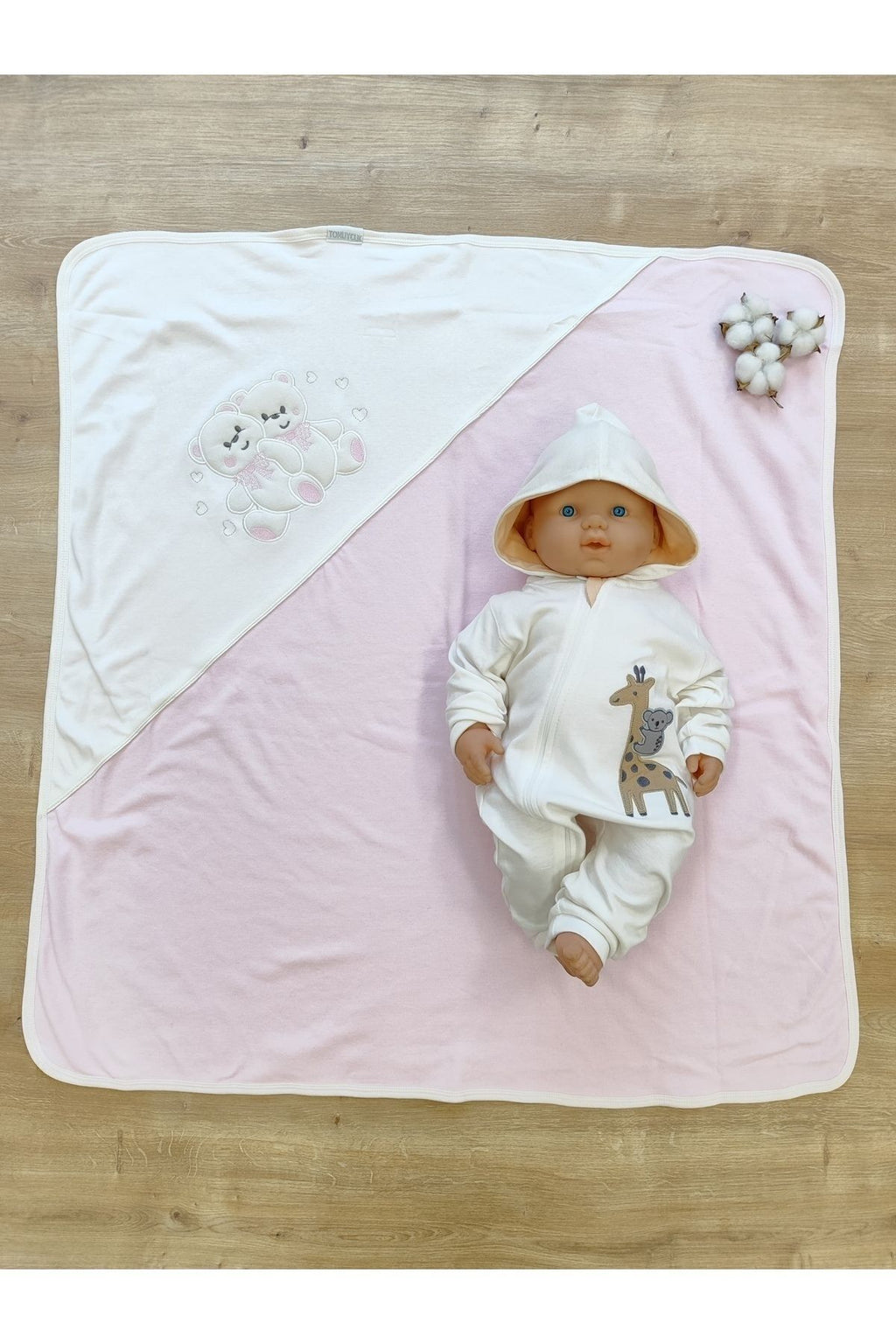%100 Pamuklu & Mevsimlik Kız Bebek Battaniyesi - Pembe & Ayıcık Nakışlı Bebek Örtüsü 80x90 Cm