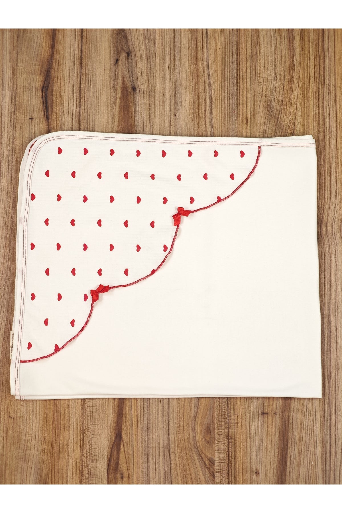 %100 Pamuklu Kalp Desenli Başlıklı Kız Bebek Battaniyesi Tek Katlı Mevsimlik Yenidoğan 90x90cm