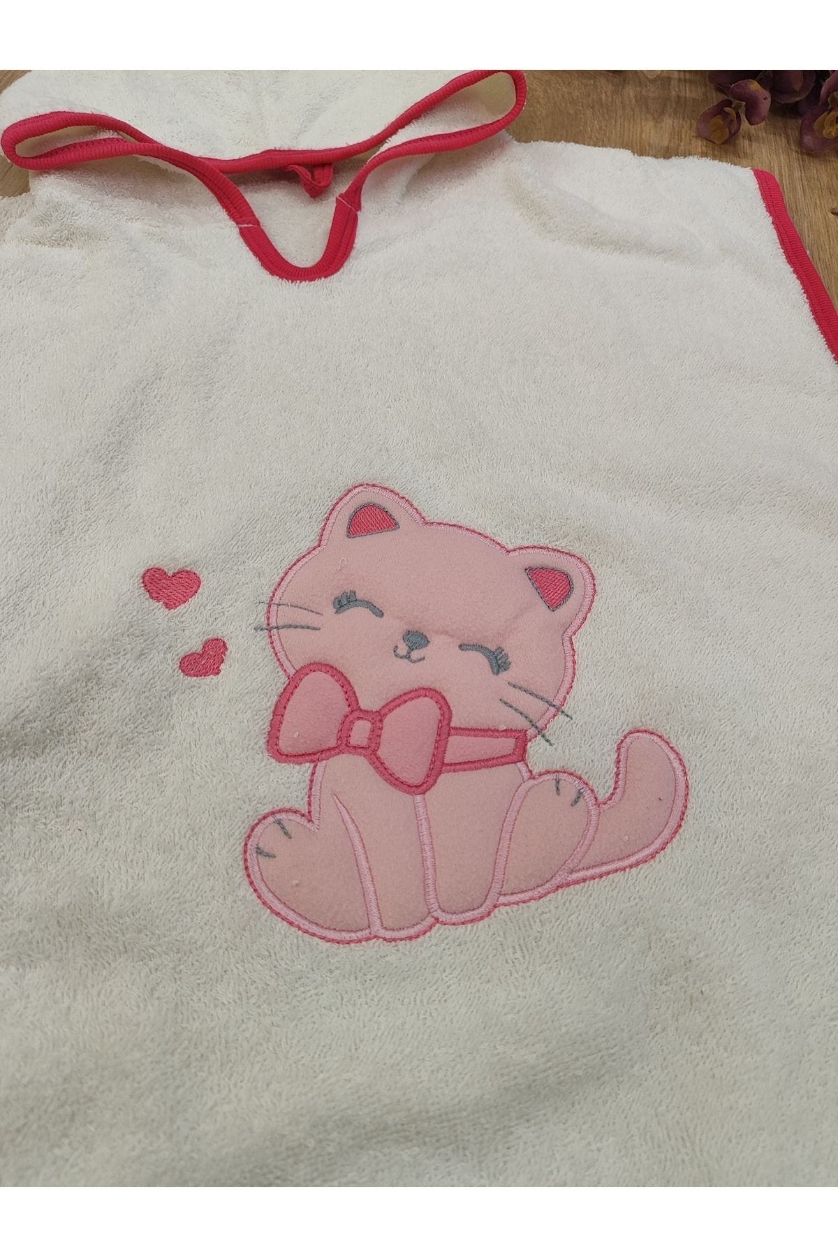 %100 Pamuklu & Başlıklı Pareo Bebek Bornozu - Yumuşak & Su Emici Bebek Havlusu - Kedi Nakışlı