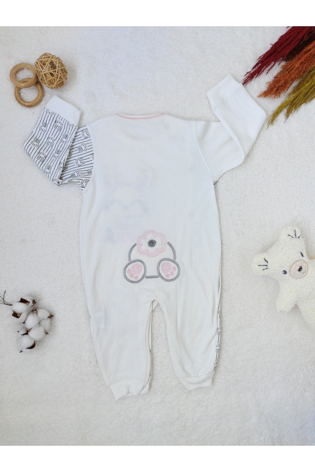 Pamuklu Tavşanlı Kız Bebek Tulumu